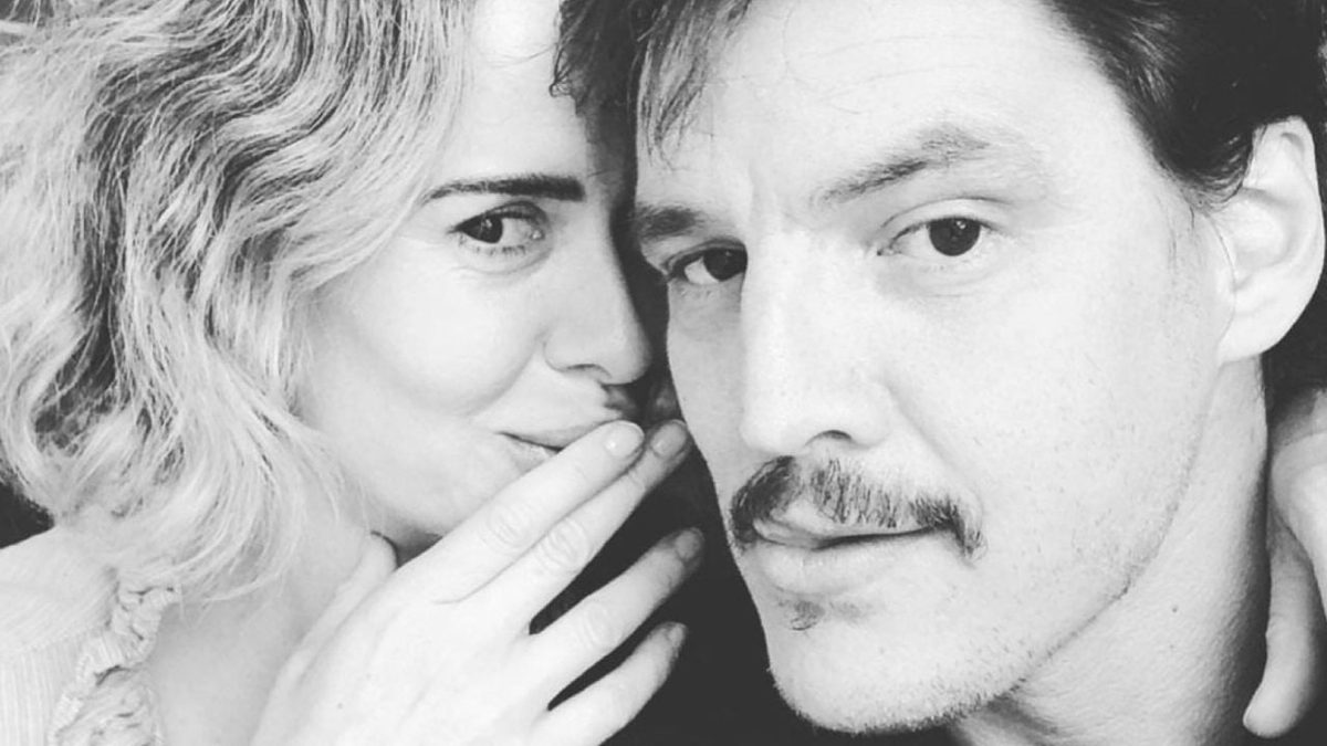 Pedro Pascal: A sobrevivência em Nova York e a ajuda inesquecível de Sarah Paulson antes da fama