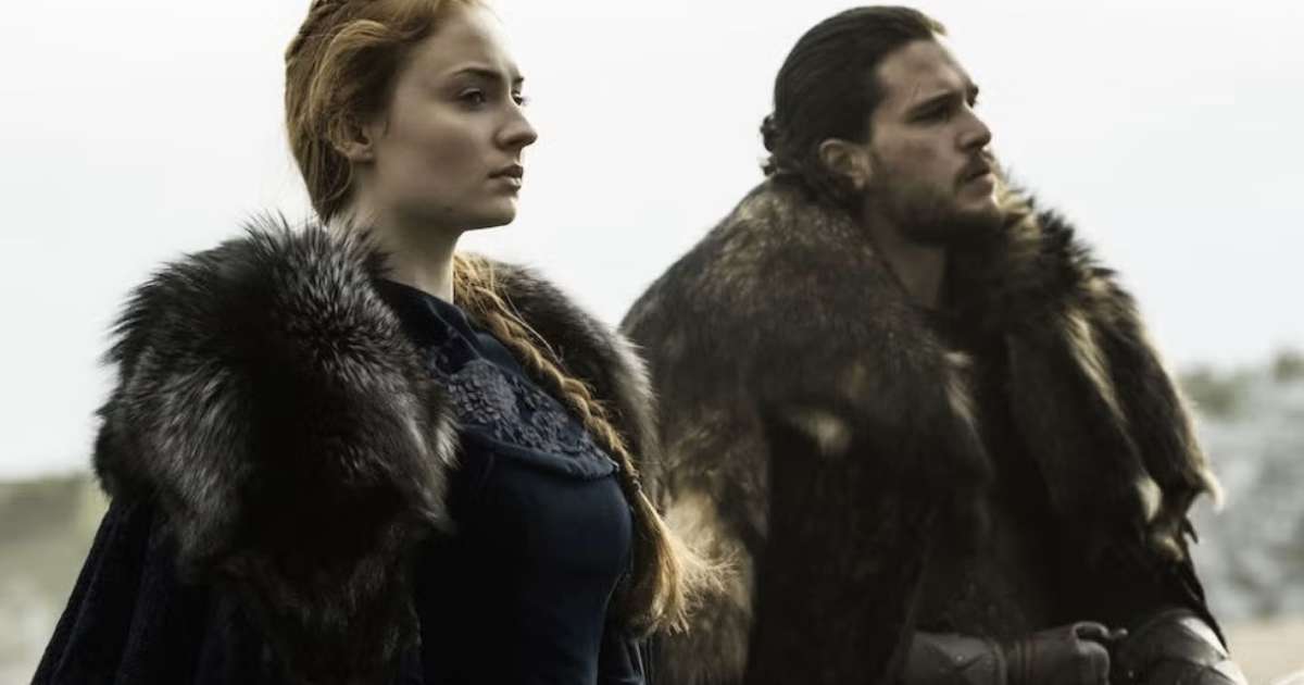 Estrelas de Game of Thrones enfrentam cena de beijo “nojenta” em novo terror