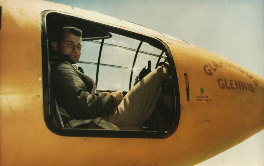 Chuck Yeager, o primeiro homem a quebrar a barreira do som