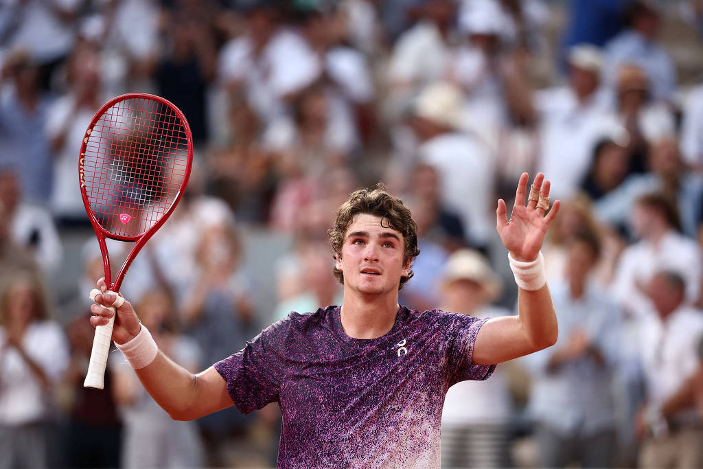 Após vitória sobre Djokovic, João Fonseca mira título no Masters 1000 de Paris, na França: “Sonhar não custa nada”