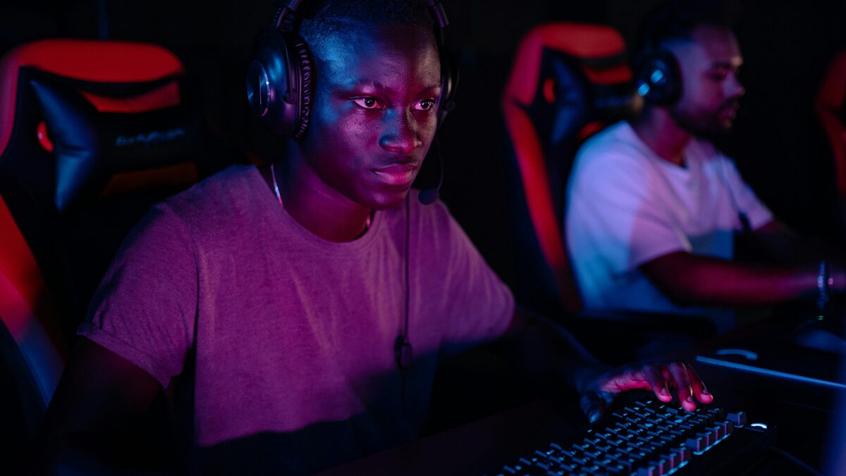 Spcine lança iniciativa para formar desenvolvedores de jogos e tecnologia nas periferias de São Paulo (SP)