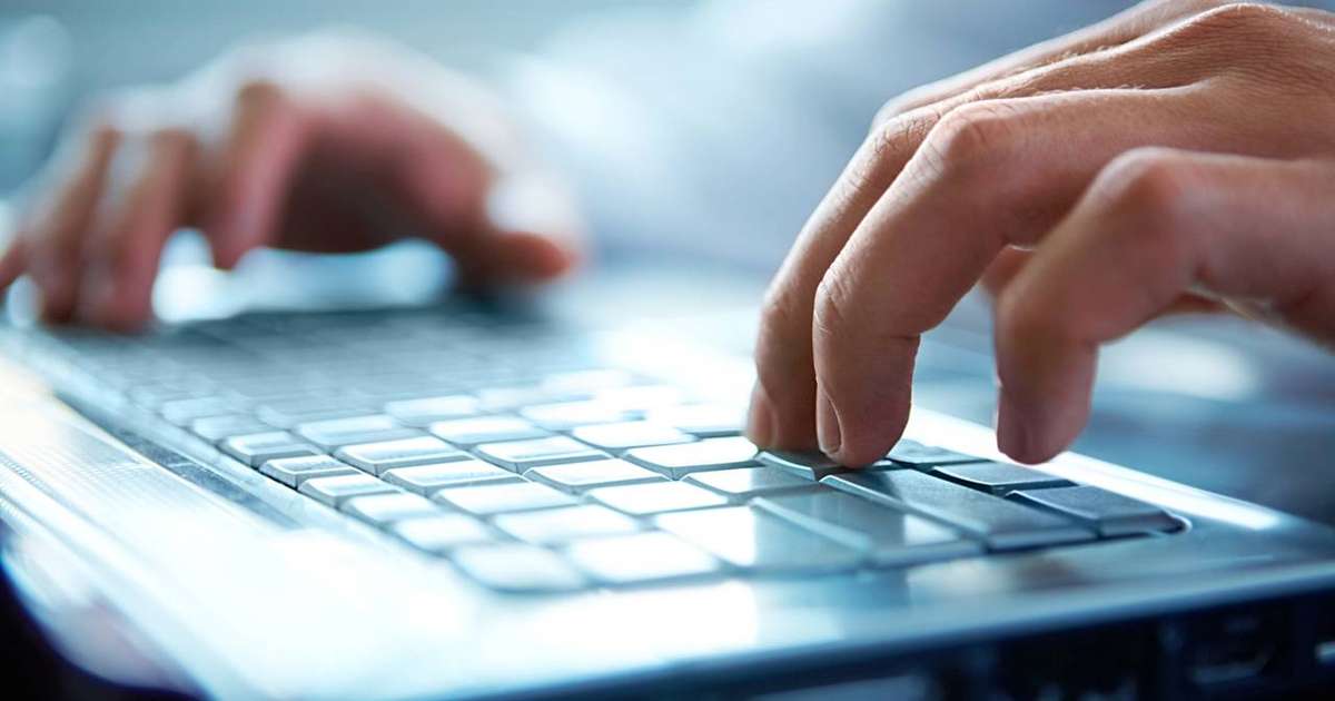 A alma da voz humana: por que o cérebro rejeita dublagens por IA e como microvariações da fala natural desafiam a tecnologia