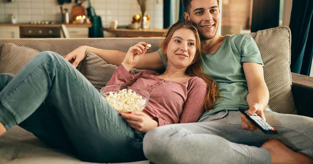 Streaming supera audiência da TV aberta e fechada somadas pela primeira vez no Brasil