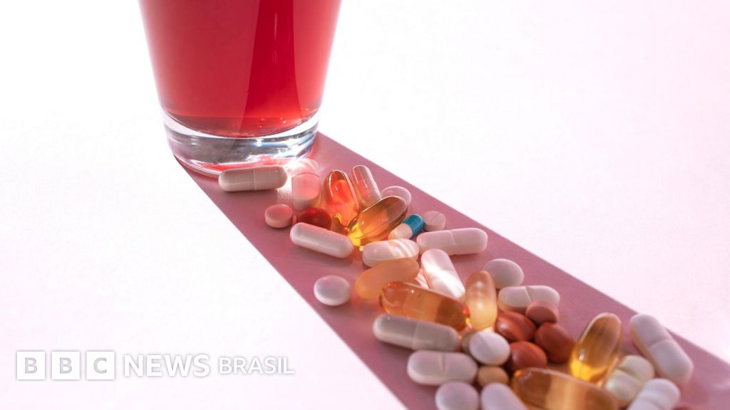 A geração sóbria: por que cada vez mais jovens trocam o álcool por remédios de ansiedade e os riscos envolvidos