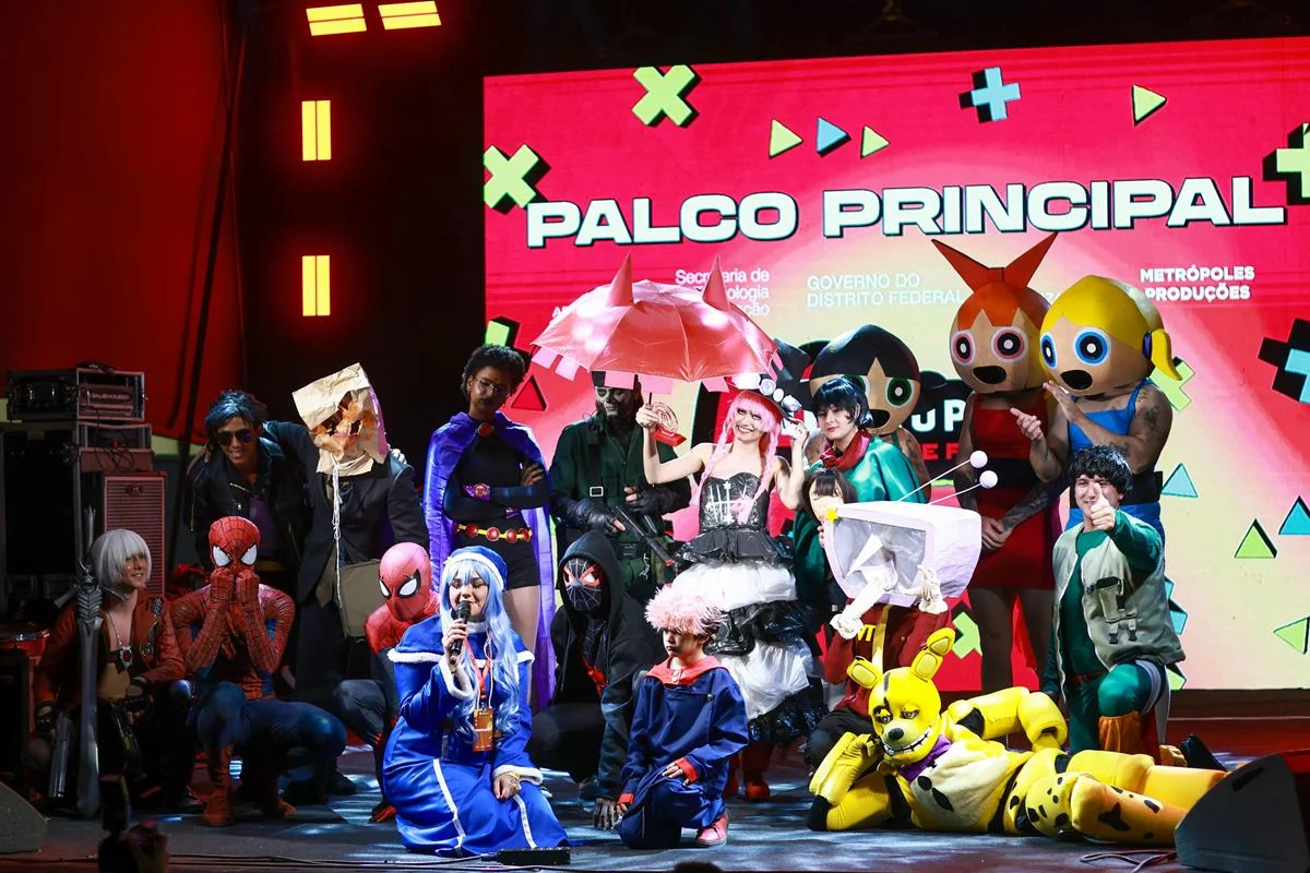 Criatividade e papelão: veja como foi o concurso LowCostPlay no Metrópoles Game Festival, em Brasília/DF