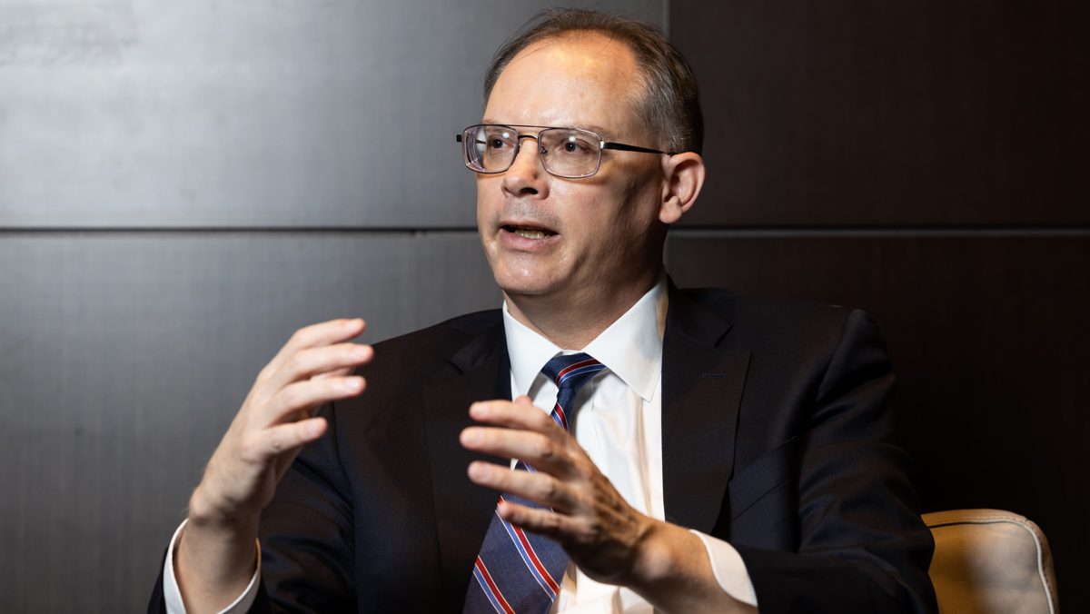 Presidente da Epic Games, Tim Sweeney, reforça críticas à Valve e afirma que divulgação de conteúdo de IA no Steam é um “ato político”