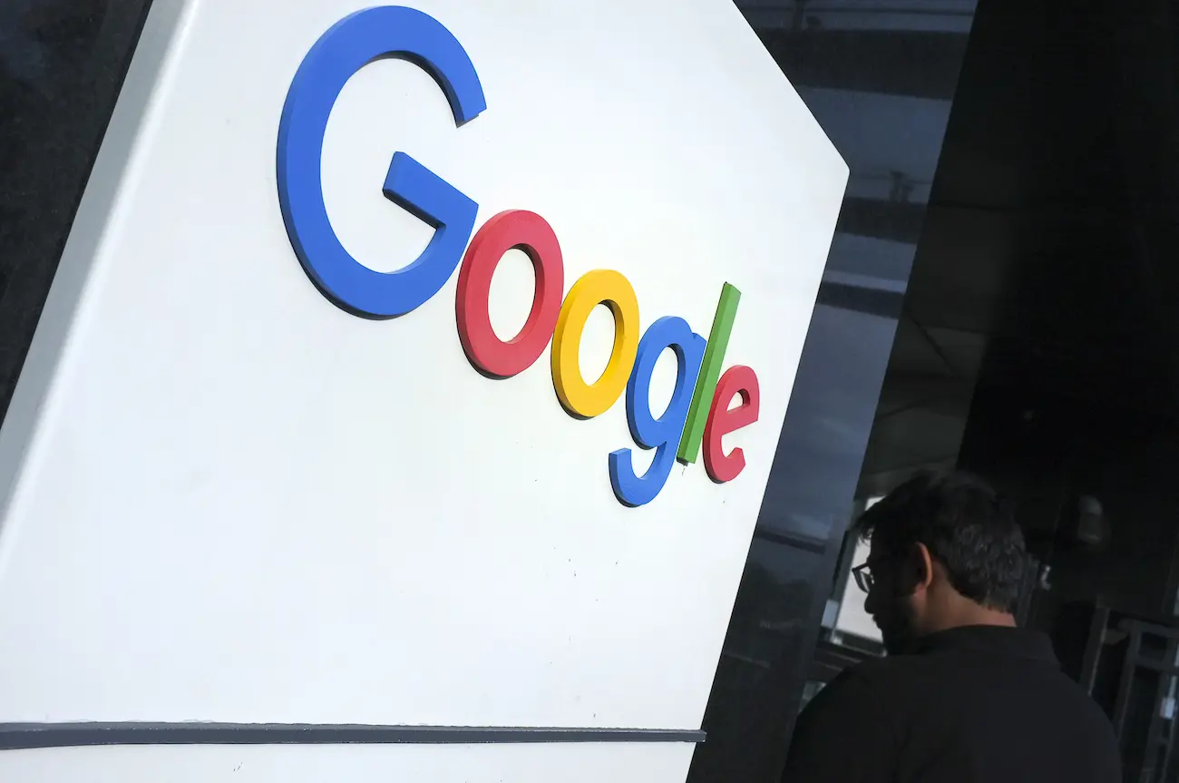 Google começa a pagar publishers por conteúdo usado em respostas de inteligência artificial