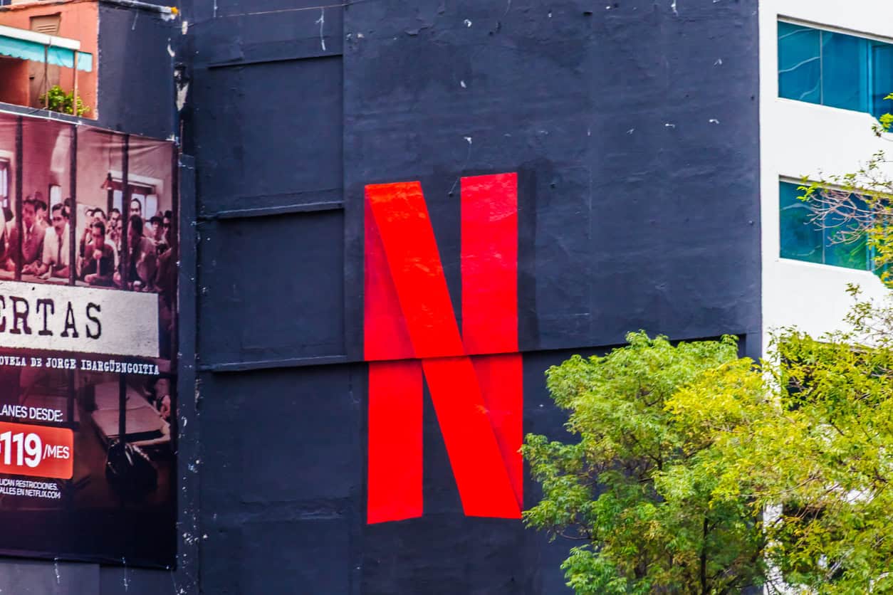 Netflix planeja cortar 5% da equipe; anúncio pode ocorrer em breve